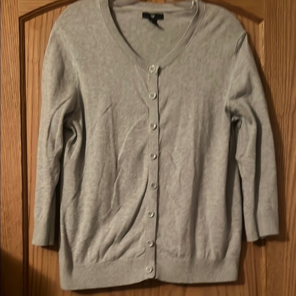 GAP Gray Cardigan Sweater V-Neck Soft Knit